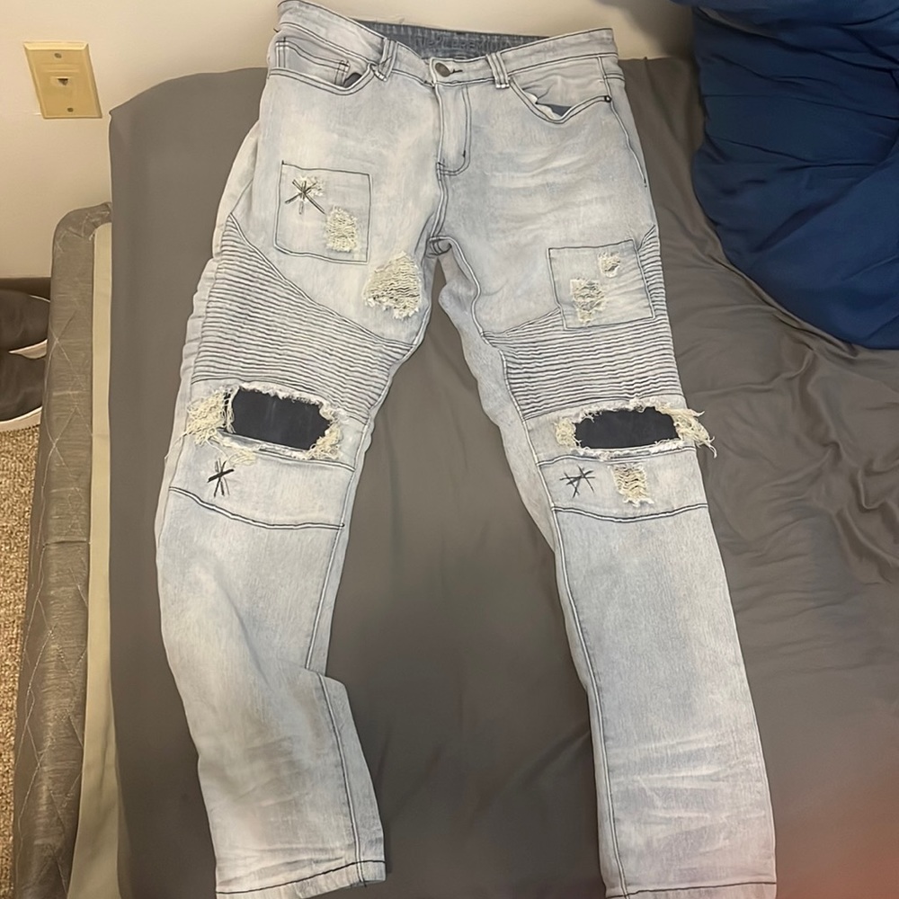 Ripped jeans